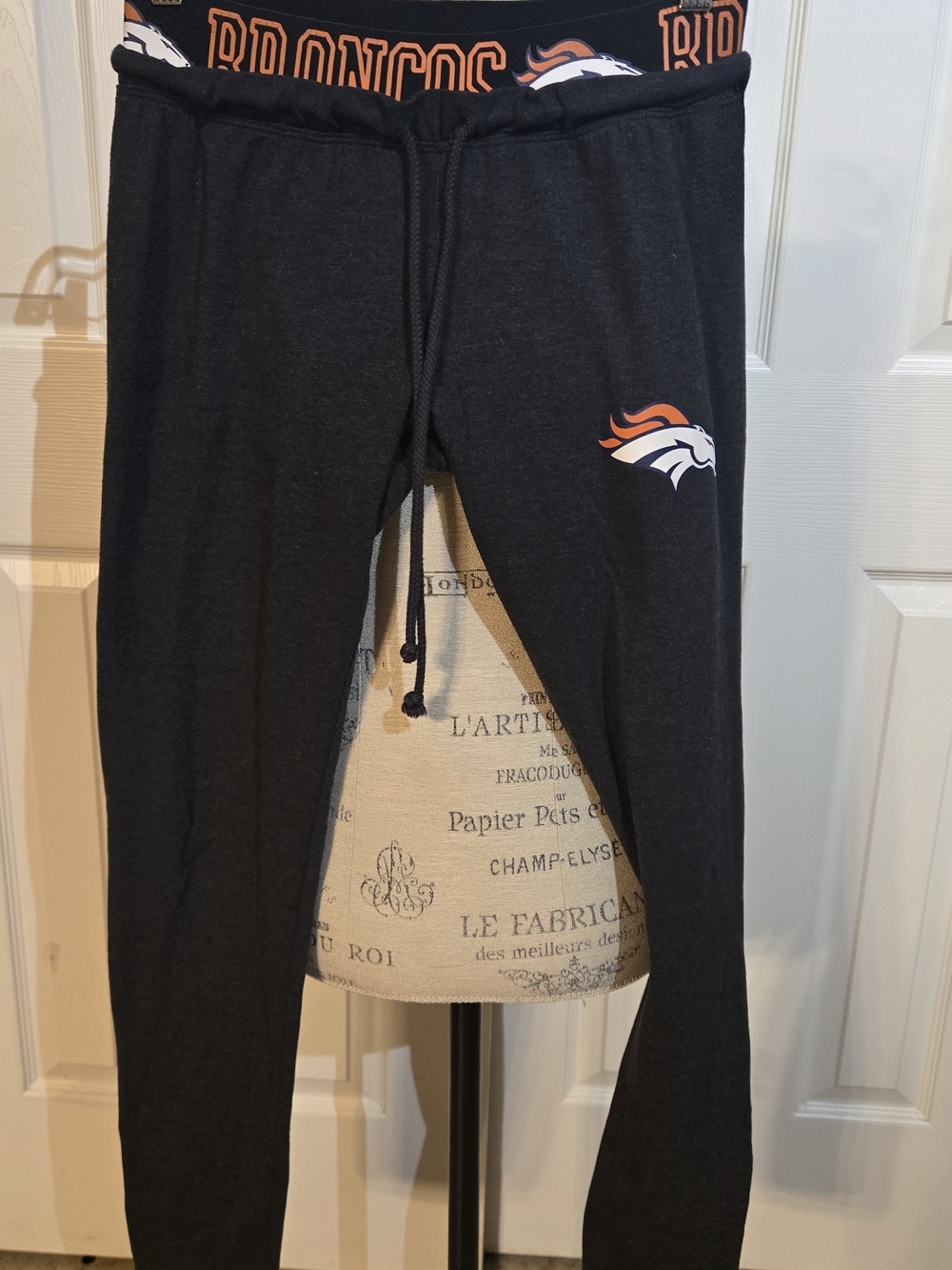 NFL Black/Grey Team Apparel Women's Small Leggings